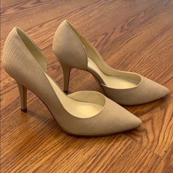 Jessica Simpson & Nine West hells - Picture 3 of 4